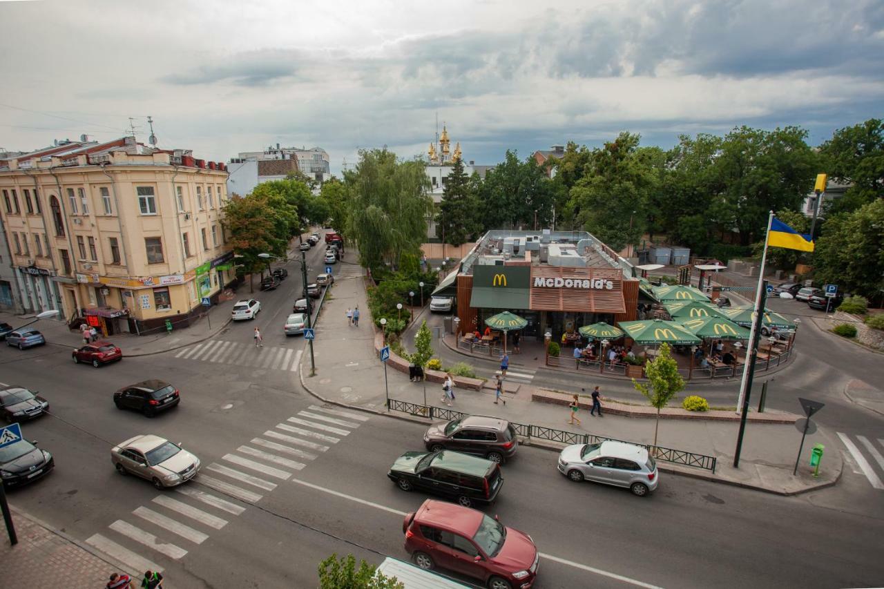 Central Hostel Kharkiv Exterior photo